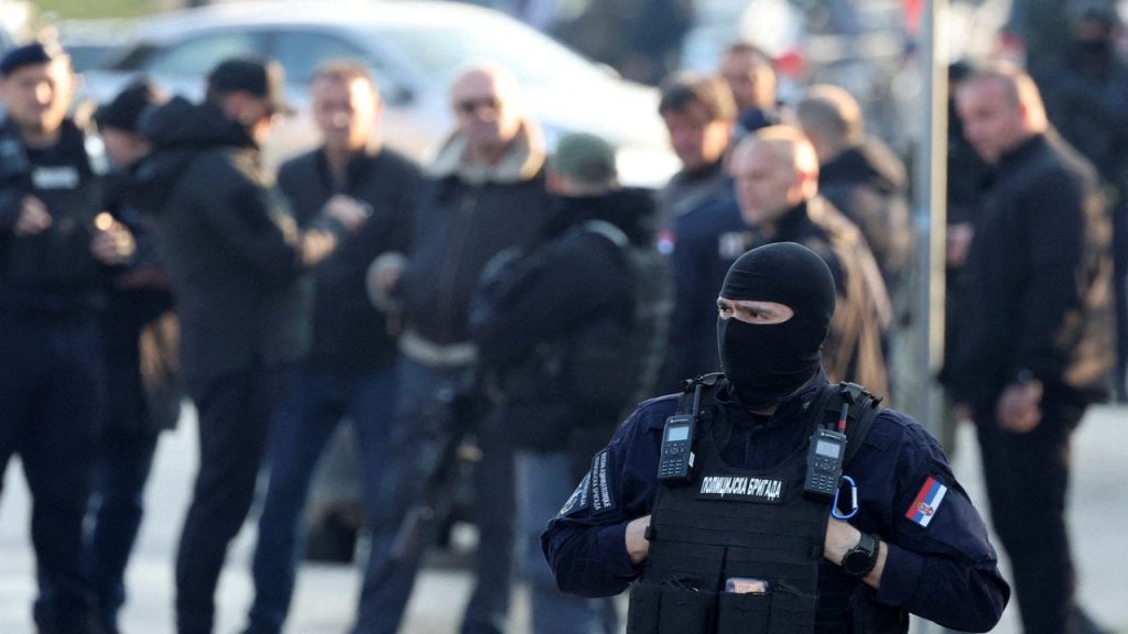 Sırbistan'da iki günde ikinci toplu silahlı saldırı: Belgrad yakınlarında sekiz kişi öldürüldü, 14 yaralı