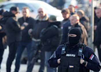 Sırbistan'da iki günde ikinci toplu silahlı saldırı: Belgrad yakınlarında sekiz kişi öldürüldü, 14 yaralı