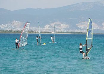 Sörf ve yelkenin yeni adresi Didim