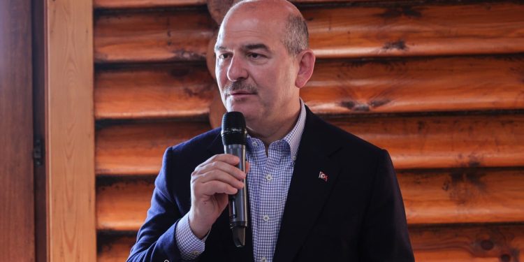 Soylu hedef göstermeye devam etti: İmamoğlu, Belediye Başkanlığı döneminde provokasyondan başka ne yaptı?