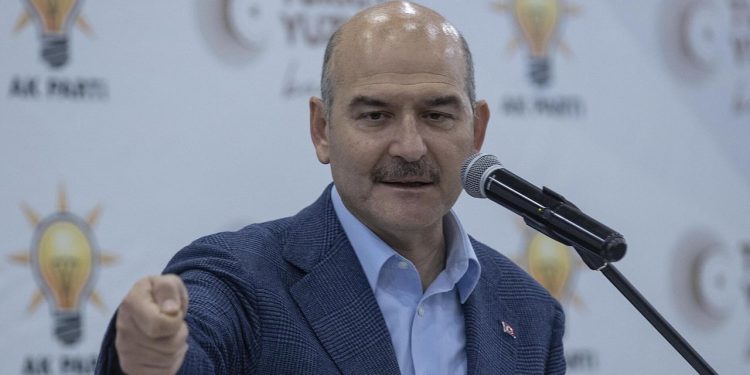 Soylu, saldırıya uğrayan İmamoğlu'nu suçladı: Ekrem İmamoğlu’nun kendisi provokatördür