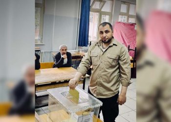 Suriye Milli Ordusu'na bağlı tugayın komutanı Erdoğan'a oy verdi