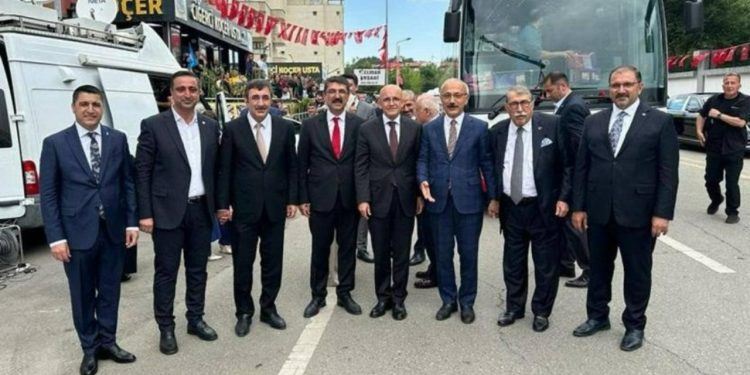 Sürpriz isim Erdoğan'ın Batman ziyaretinde