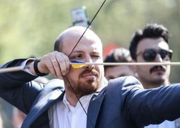 TRT ve Türkiye Varlık Fonu, Bilal Erdoğan’ın yöneticisi olduğu Okçular Vakfı'nın yarışmasına sponsor oldu