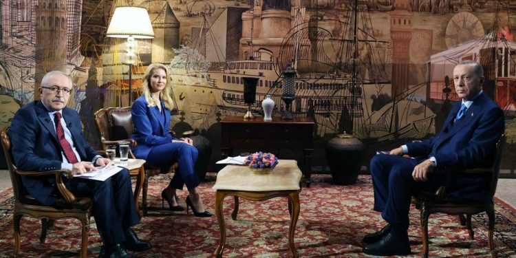 TRT'den Erdoğan'ın 'montaj itiraf'ına telif: Her yerden kaldırıyorlar