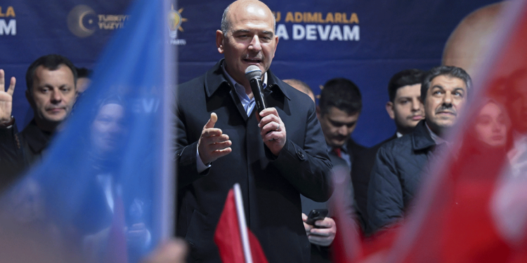 TSK'ya seçim öncesi 'zırhlı araçları hazır edin' yazısı: Soylu hakkında 5 ayrı suç duyurusu