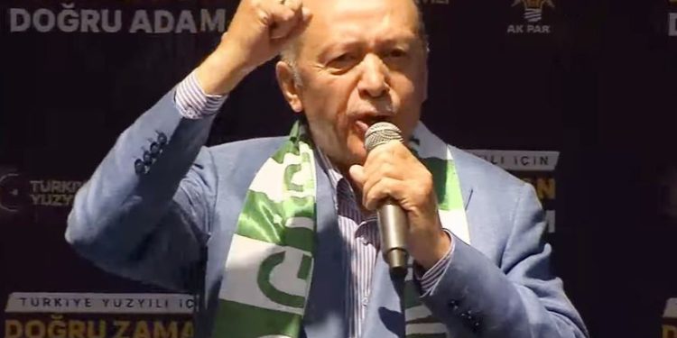 Tayyip Erdoğan: Ben biliyorum; siz liderinizi ne soğana ne patatese kurban etmezsiniz