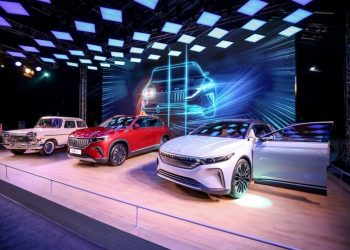 Otomotiv gazetecisi Emre Özpeynirci, mayısta 1000 adet Togg teslimat hedefine rağmen dün 60’ıncı aracın teslim edildiğini yazdı.