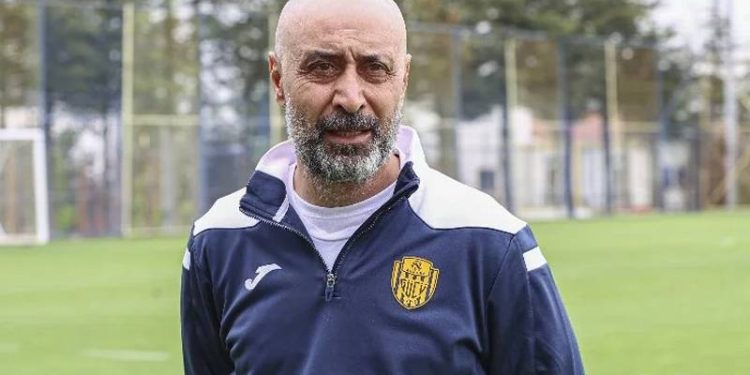 Tolunay Kafkas: Galatasaray'ı oynatmamamız gerekiyor