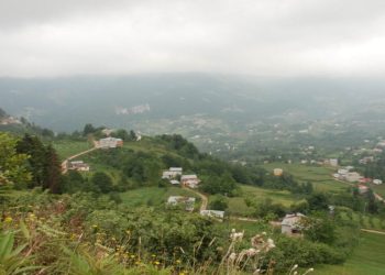 Trabzon'da heyelan: Kara yolu kapandı, 7 mahalle elektriksiz kaldı