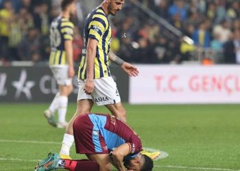 Trezeguet’den "tükürük" açıklaması: Videoyu görünce kötü hissettim