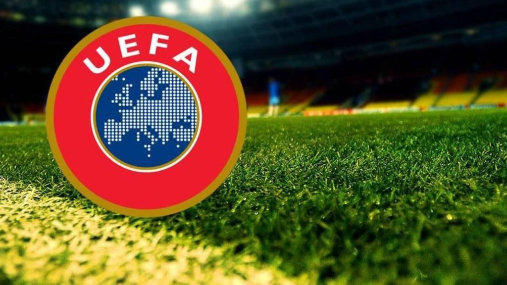 UEFA'dan büyük hata: Maç bitmeden finalisti duyurdular