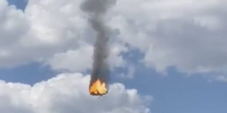 Ukrayna sınırında hem Rus savaş uçağı hem de Rus helikopteri düştü