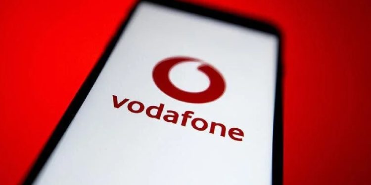 Vodafone 11 bin kişiyi işten çıkarıyor