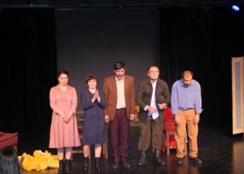 'Wê Hesap Neyê Dayîn' tiyatro oyununa yoğun ilgi