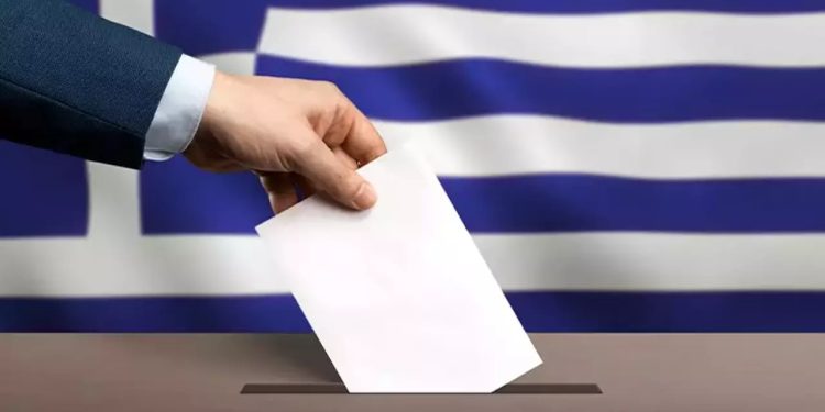 Yunanistan sandık başında: Anketler koalisyona işaret ediyor