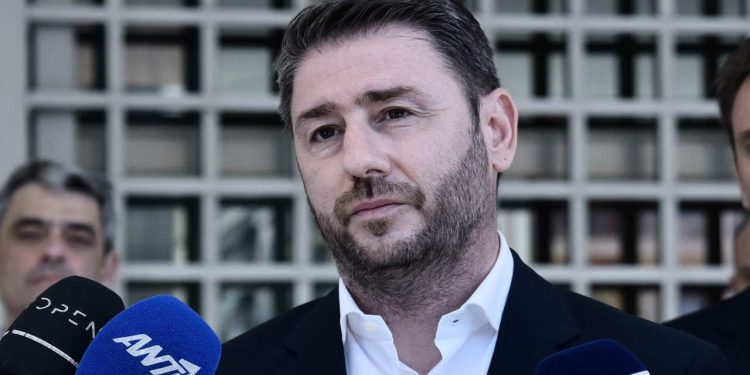 Yunanistan'da Nikos Andrulakis de hükümet kurma görevini reddetti