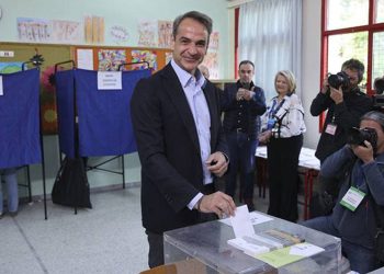 Yunanistan’da oy verme işlemi sona erdi: Sandık çıkış anketlerine göre Miçotakis önde