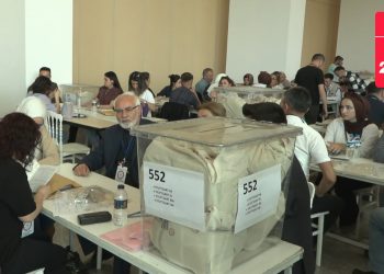 Yurt dışı oylarının sayımı başladı