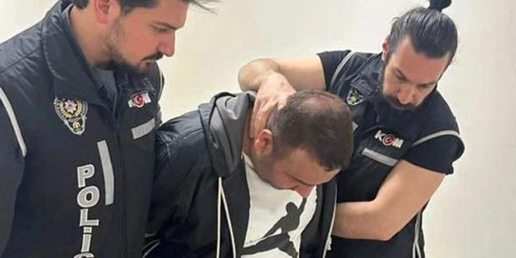 ‘Ankara Kuşu’ adlı Twitter hesabının kullanıcısı Oktay Yaşar tutuklandı