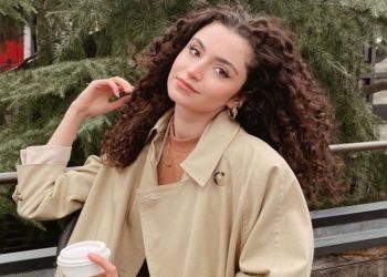 ‘Seçim günü makyajı’ videosundaki kadın hakları çağrısı viral oldu