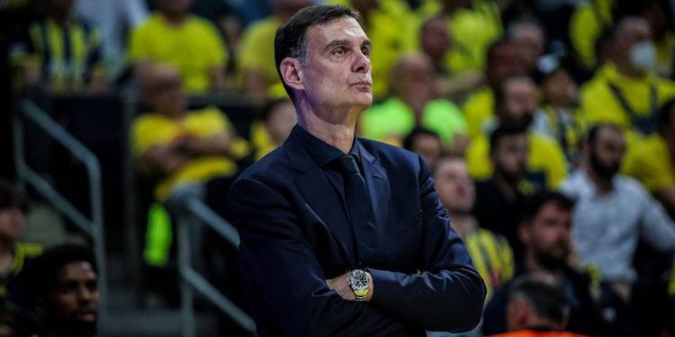Olympiakos Başantrenörü Georgios Bartzokas: Baskı şimdi Fenerbahçe’nin üstünde