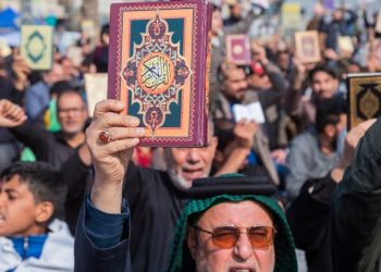 İsveç’te polis Kuran yakma eylemine izin verdi