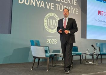 Acemoğlu: “15 yıl Türkiye için fırsat penceresi bunu harcarsa sonu trajik olur”