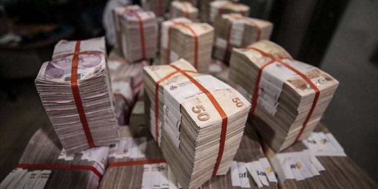 Bütçe, ocak-mayıs döneminde 263.6 milyar TL açık verdi