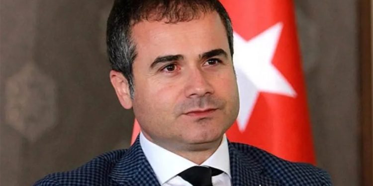 Eski bakan Suat Kılıç AKP’den istifa etti