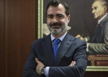 25 milyon dolarlık vurgun iddiası; eski Varlık Fonu Başkanı Mehmet Bostan tutuklandı