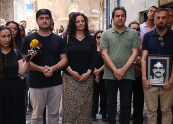 Gazeteci Hafız Akdemir vurulduğu sokakta anıldı