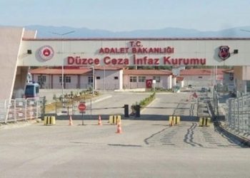 Düzce Cezaevi’nde 8 tutuklu yemekten zehirlendi