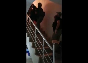 Cizîr’de ev baskınlarında polis şiddeti