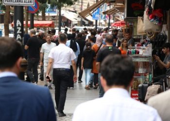 Amedliler: Çözüm için savaş politikaları son bulmalı