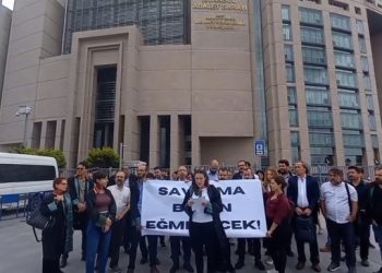 Hukuk örgütleri: İktidara boyun eğmeyeceğiz