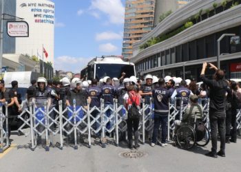 İnşaat işçileri yeniden gözaltına alındı