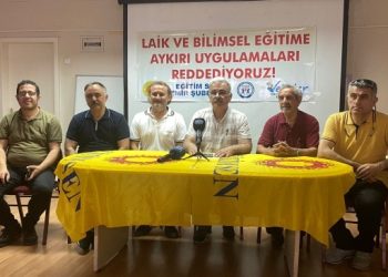 İzmir’de din görevlilerin okullara atanmasına tepki