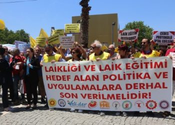 Din görevlilerin okullara atanmasına karşı başvuru