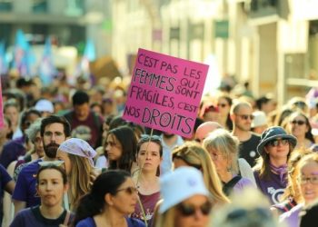 İsviçre Kadın Grevi’nin yıldönümünde kadınlar sokaklarda