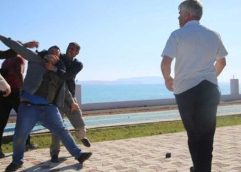 Darp edilen gazeteciye hapis cezası