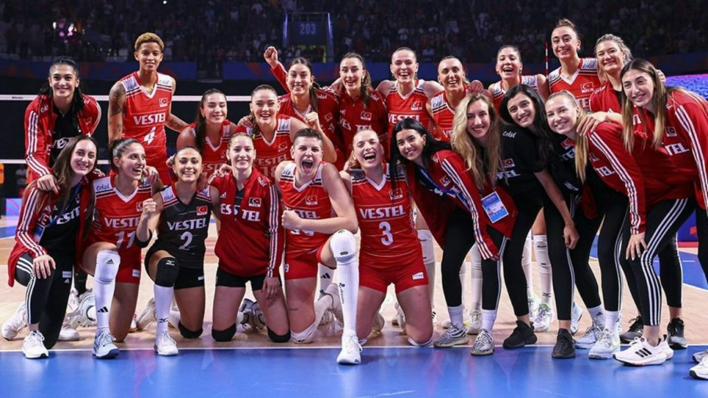 A Milli Kadın Voleybol Takımı, Sırbistan'ı mağlup etti