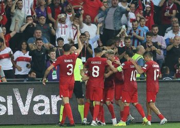 A Milli Takım'ın Galler galibiyeti Ada basınında