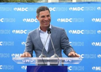 ABD başkan aday adayı Francis Suarez'den 'Uygur ne?' gafı