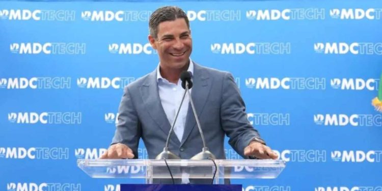 ABD başkan aday adayı Francis Suarez'den 'Uygur ne?' gafı