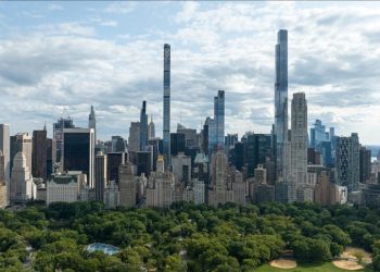 ABD ekonomisi ilk çeyrekte yüzde 2 ile beklentilerin üzerinde büyüdü