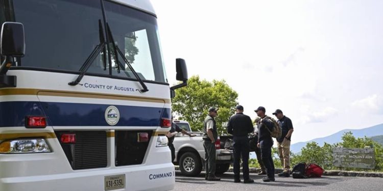ABD'de düşen uçakta hayatını kaybedenlerin kimliği belirlendi