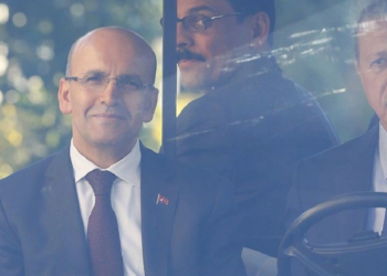 'ABD'de önemli pozisyonlarda çalıştı': Mehmet Şimşek, Merkez Bankası Başkanlığı'na kimi getirecek?