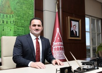 AKP’li Beyoğlu Belediye tarihi binayı satıyor: ‘Belediye emlakçılığa soyundu’