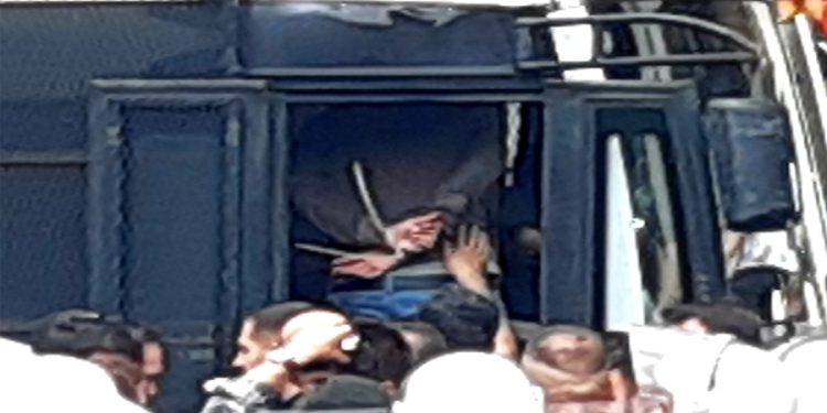 AYM kararına rağmen Cumartesi Anneleri ters kelepçeyle gözaltına alındı